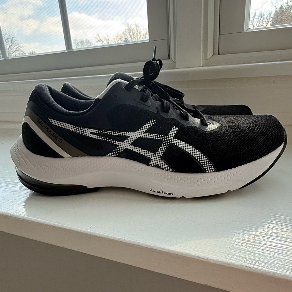 Women’s Asics Gel-Pulse 13
